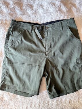 Men's Prana Green Cargo Shorts